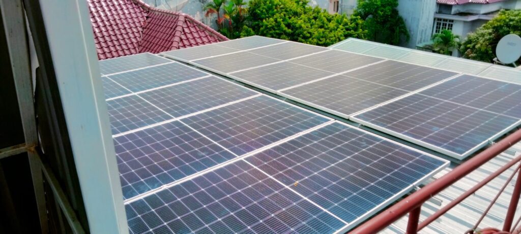 5.5 kWp Hybrid Malibu Indah Medan