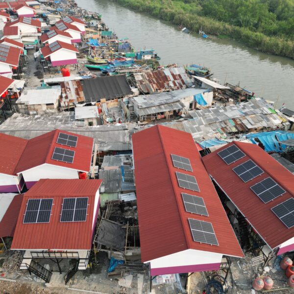 88 kWp Hybrid di Rumah Panggung Muara Angke, Jakarta