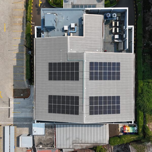 30.24 kWp On Grid di BCA KCU Daan Mogot