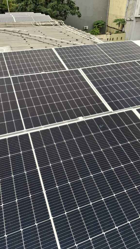 8 kWp On-Grid at M3 Car Wash Serpong, Tangerang Selatan, Banten