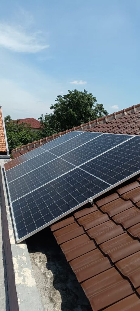 3,5 kWp Hybrid at Bekasi, West Java